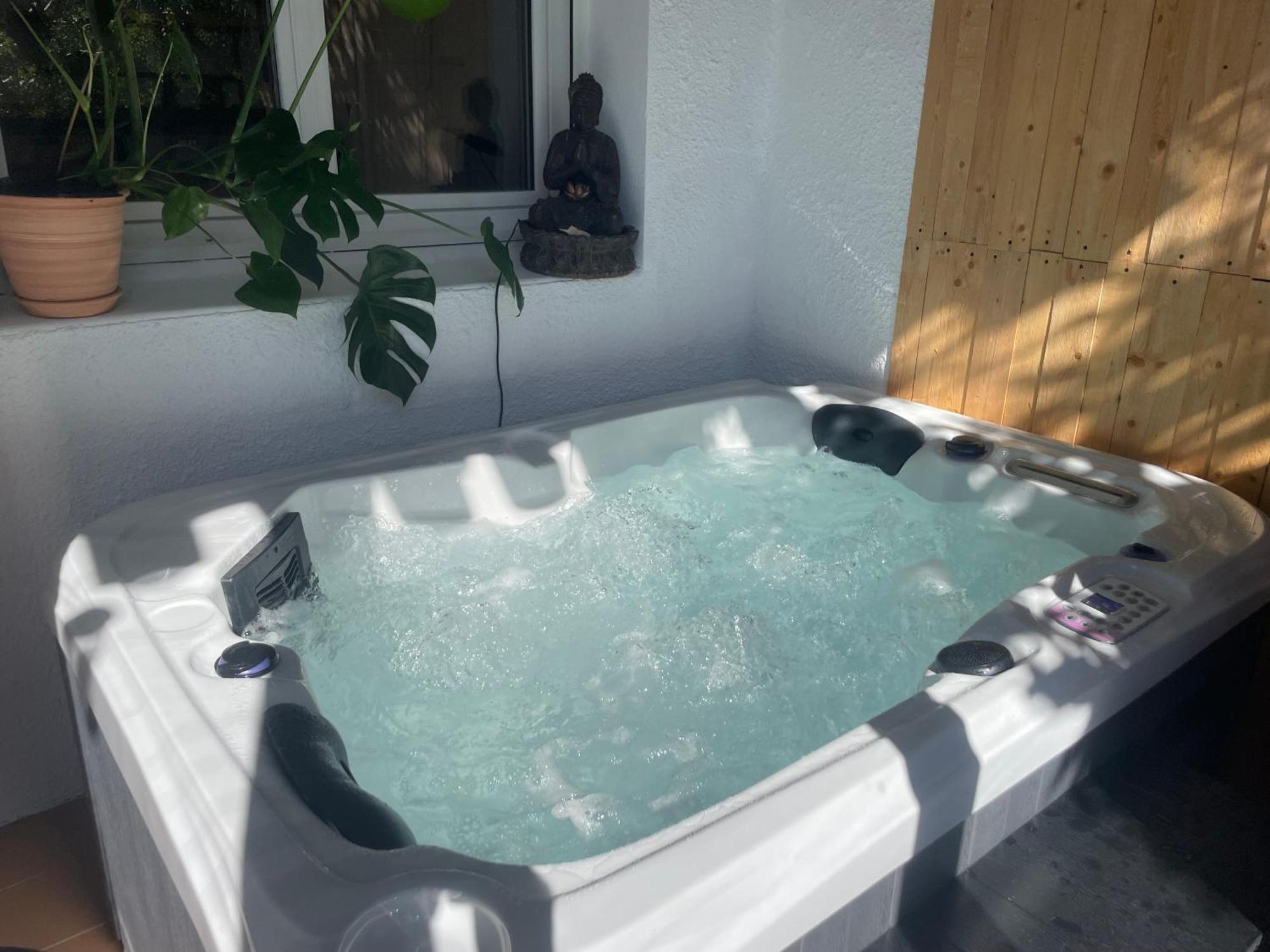 Charming Studio To Venelles 10 Minutes From Aix 外观 照片